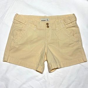 Old Navy Creamy Yellow twill Shorts. Size 8. Button Detail on Waist. Like New.